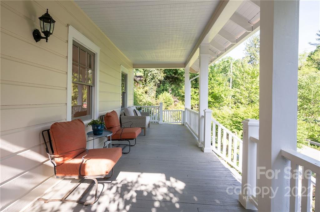 238 Forest Hill Drive Asheville NC 28803
