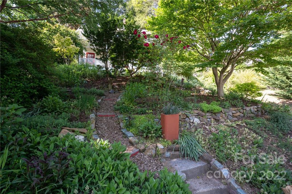 238 Forest Hill Drive Asheville NC 28803