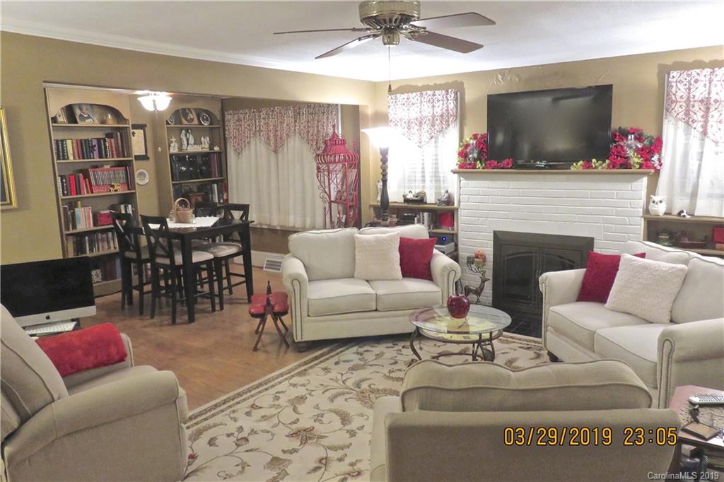 312 Wilson Avenue Swannanoa NC 28778