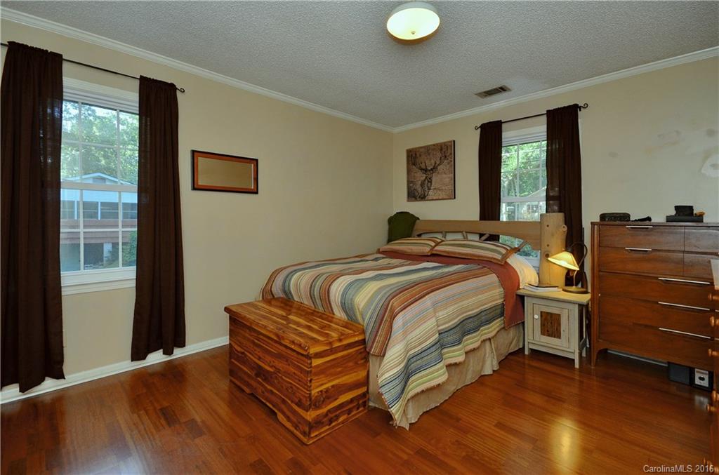 446 Rowland Road Swannanoa NC 28778