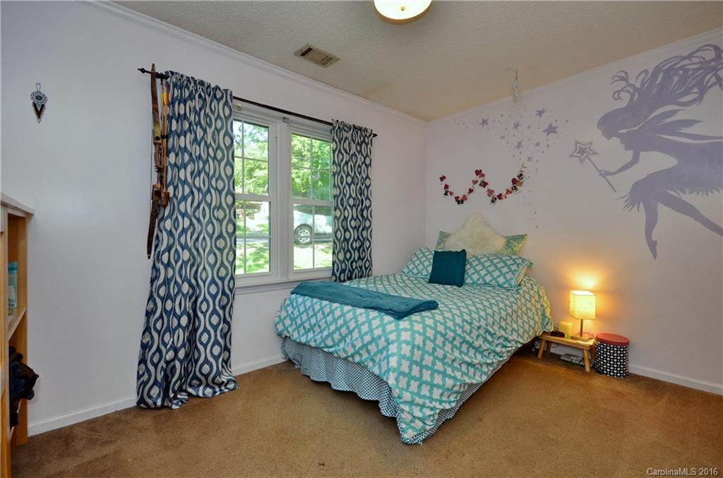 446 Rowland Road Swannanoa NC 28778