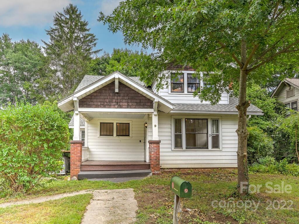 9 Buckingham Court Asheville NC 28803