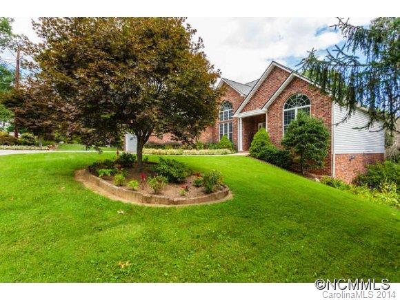 10 Ridgewood Avenue Weaverville NC 28787