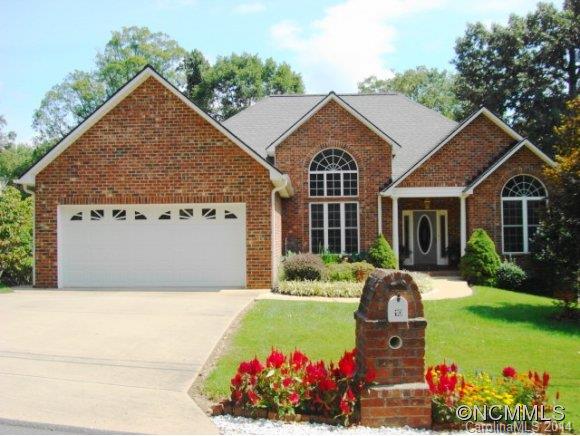 10 Ridgewood Avenue Weaverville NC 28787