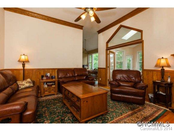 10 Ridgewood Avenue Weaverville NC 28787