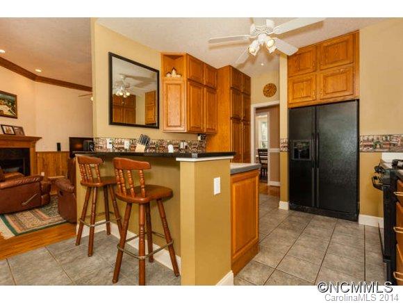10 Ridgewood Avenue Weaverville NC 28787