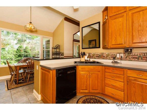10 Ridgewood Avenue Weaverville NC 28787