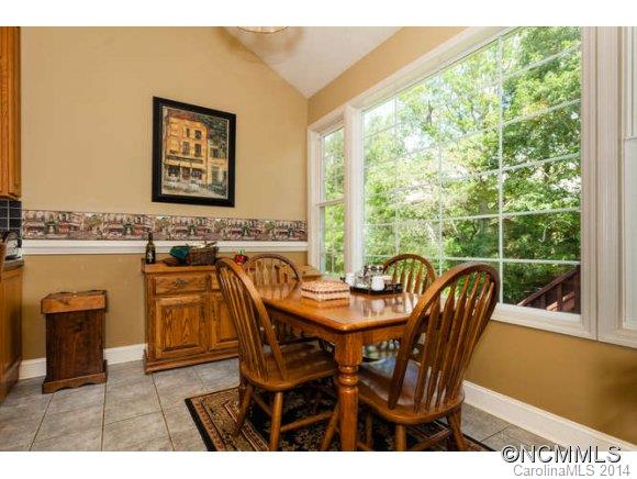 10 Ridgewood Avenue Weaverville NC 28787