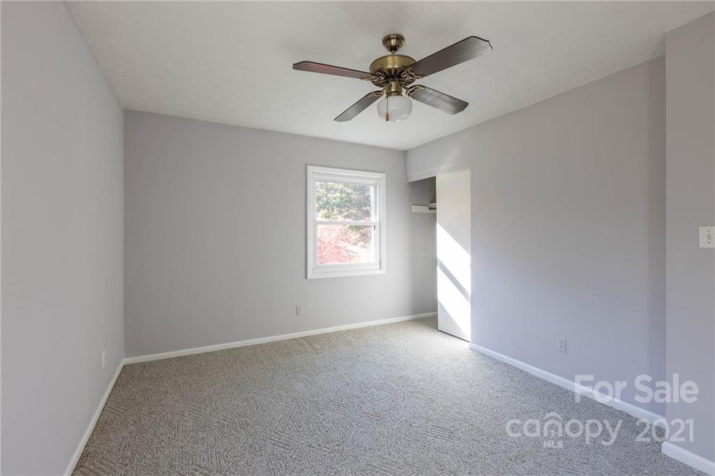 9 Hillview Road Asheville NC 28805