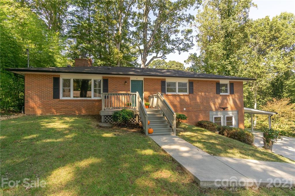 6 Barnes Road Asheville NC 28803
