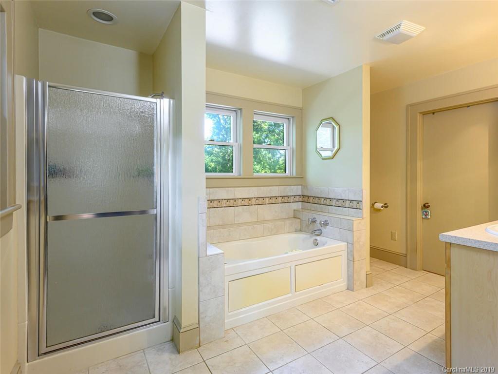 33 Caledonia Road Asheville NC 28803
