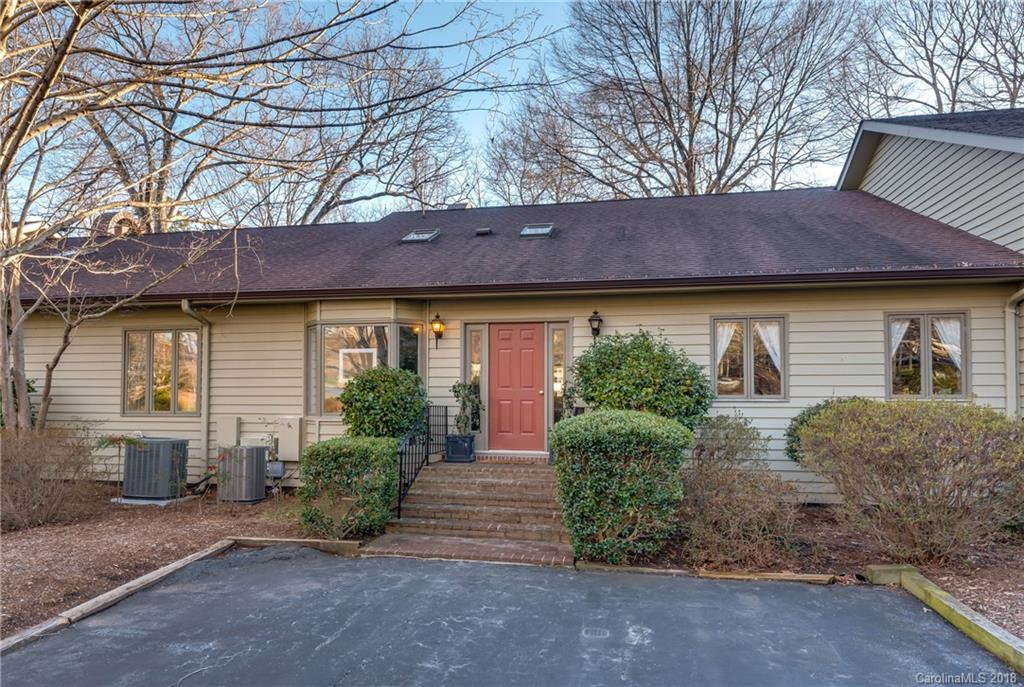 29 Hunting Country Trail Tryon NC 28782