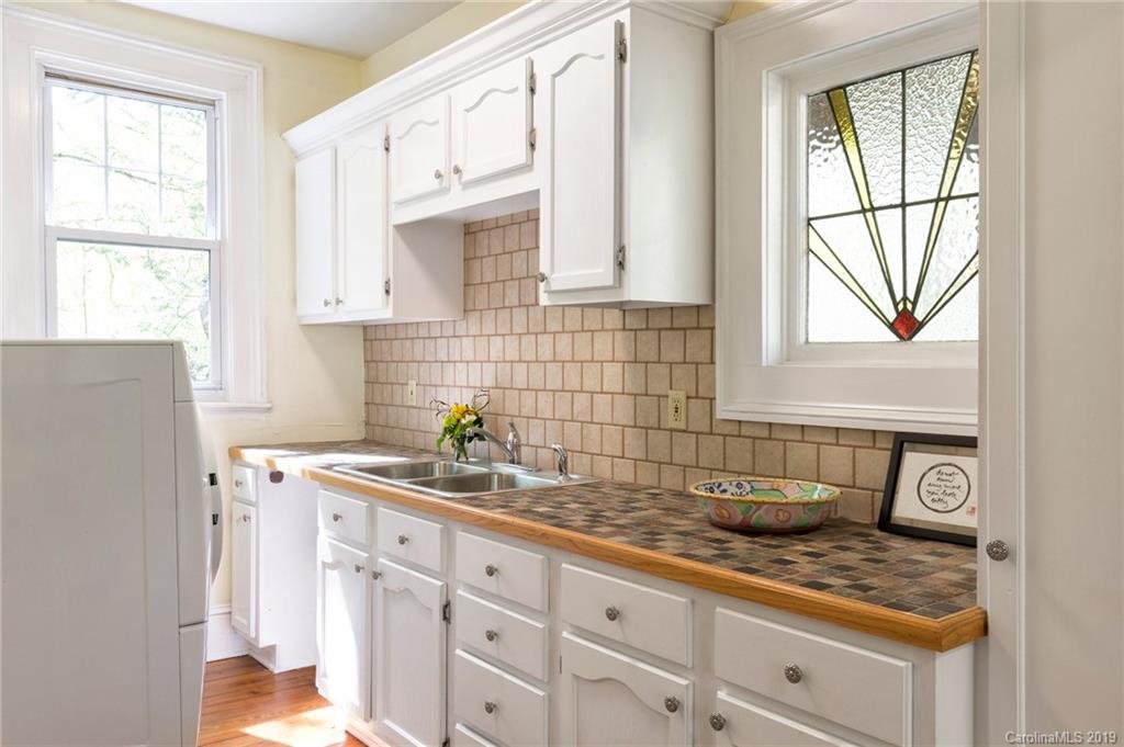 250 Montford Avenue Asheville NC 28801