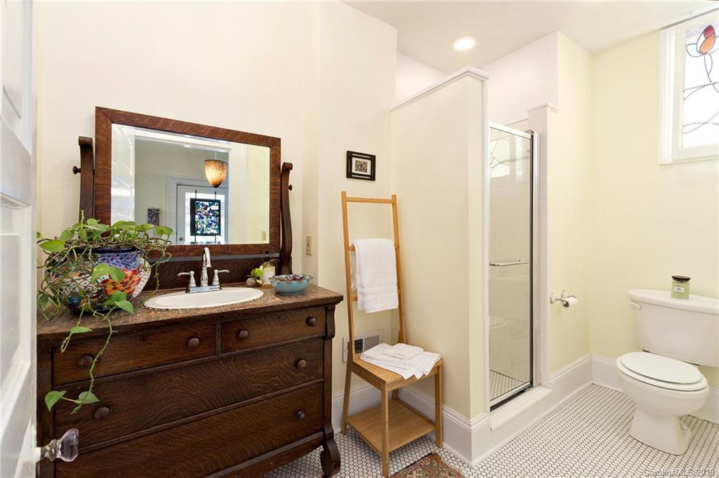 250 Montford Avenue Asheville NC 28801