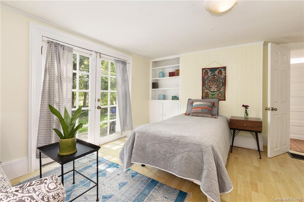 250 Montford Avenue Asheville NC 28801