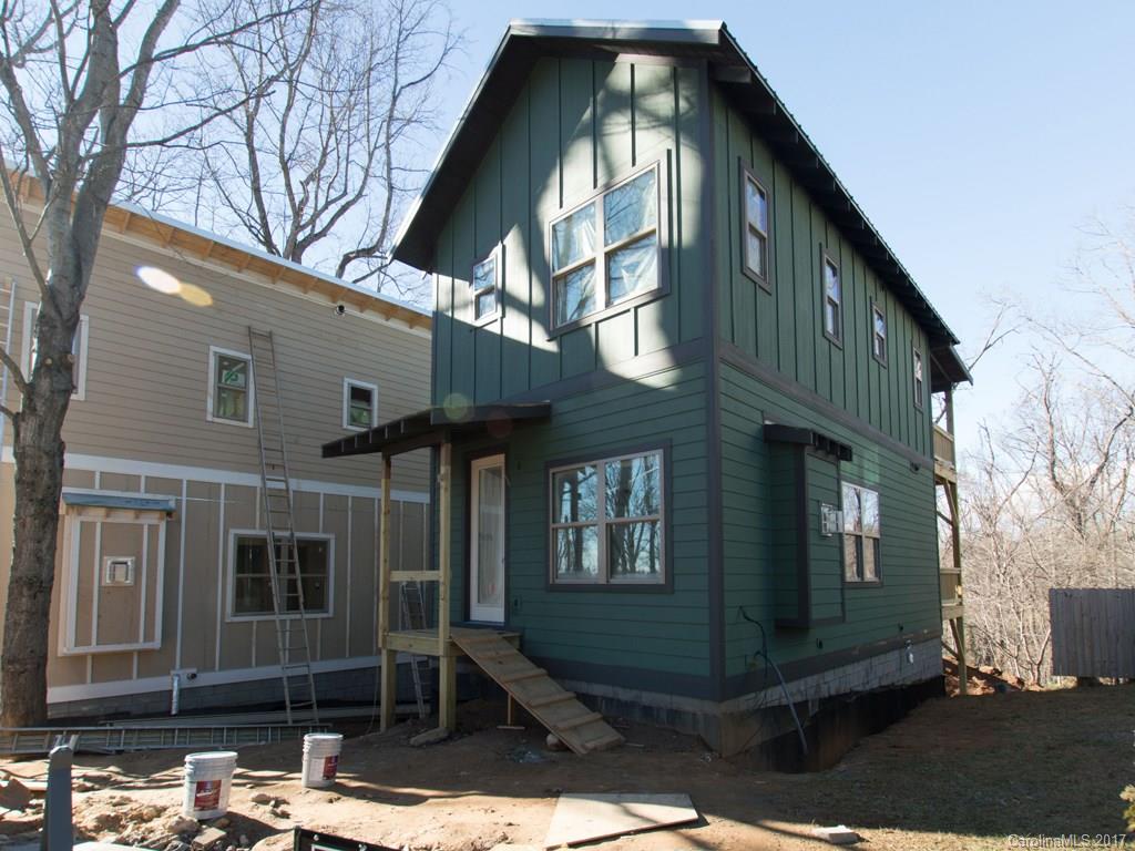 212 Courtland Place Asheville NC 28801