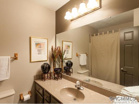 131 Black Oak Drive Asheville NC 28804