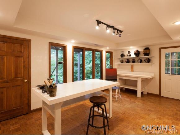 131 Black Oak Drive Asheville NC 28804