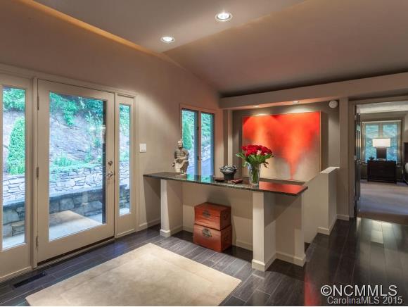 131 Black Oak Drive Asheville NC 28804