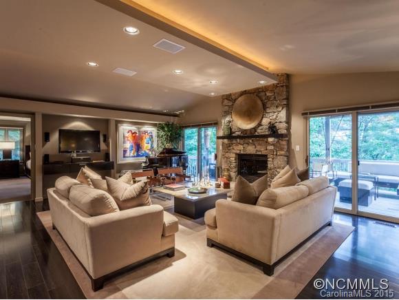 131 Black Oak Drive Asheville NC 28804