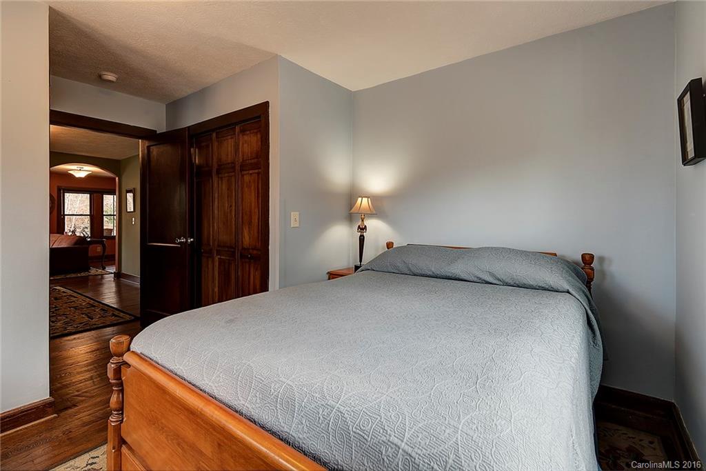 810 Old Marshall Highway Asheville NC 28804