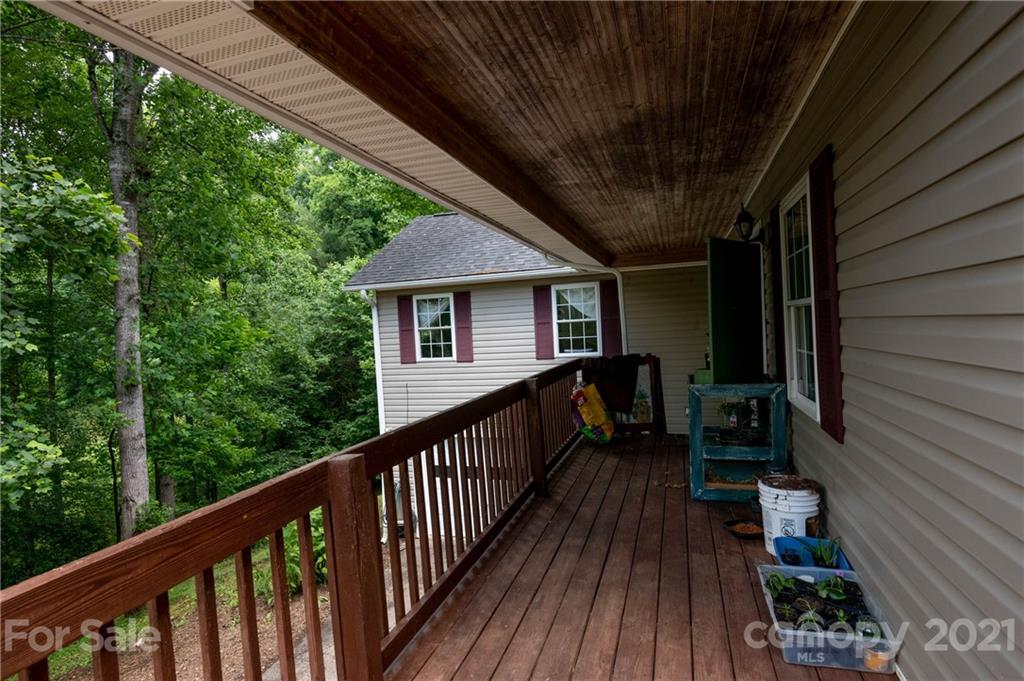 111 Lost Ridge Drive Leicester NC 28748