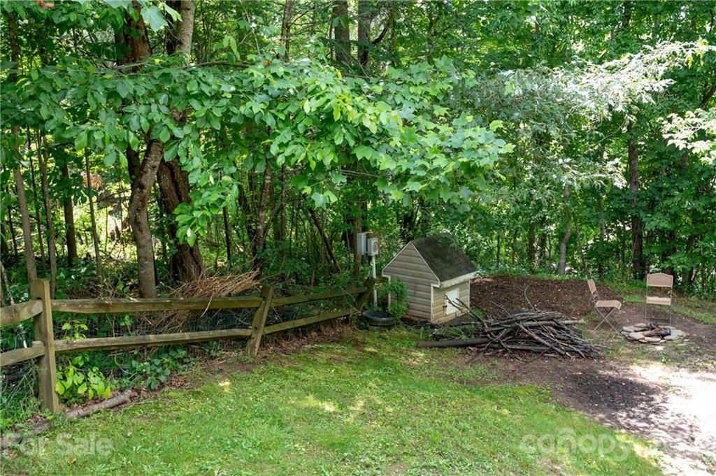 111 Lost Ridge Drive Leicester NC 28748