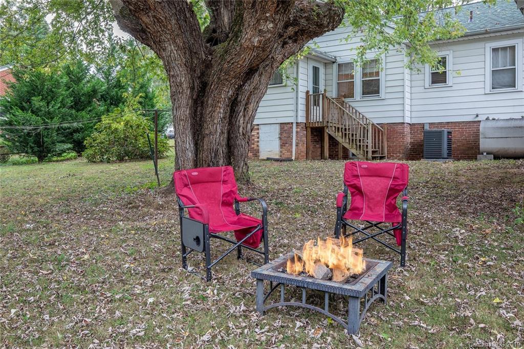 273 Lower Edgewood Road Candler NC 28715