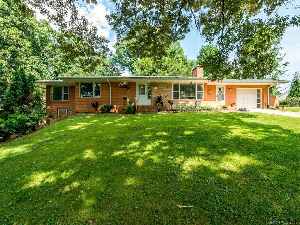 11 Lookout Lane Mills River NC 28759