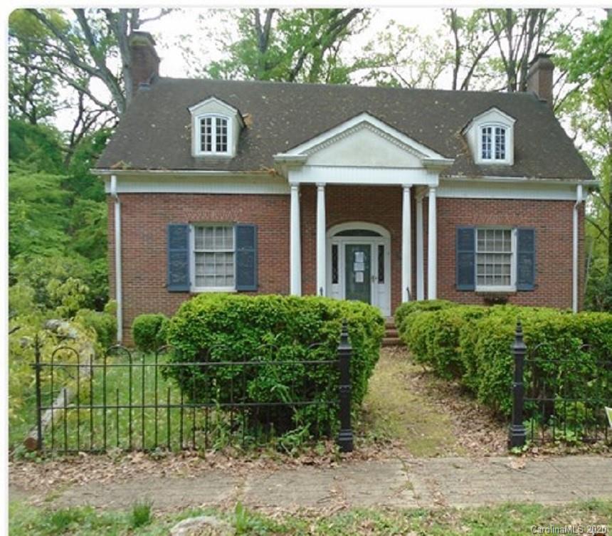 521 W 3rd Avenue Gastonia NC 28052