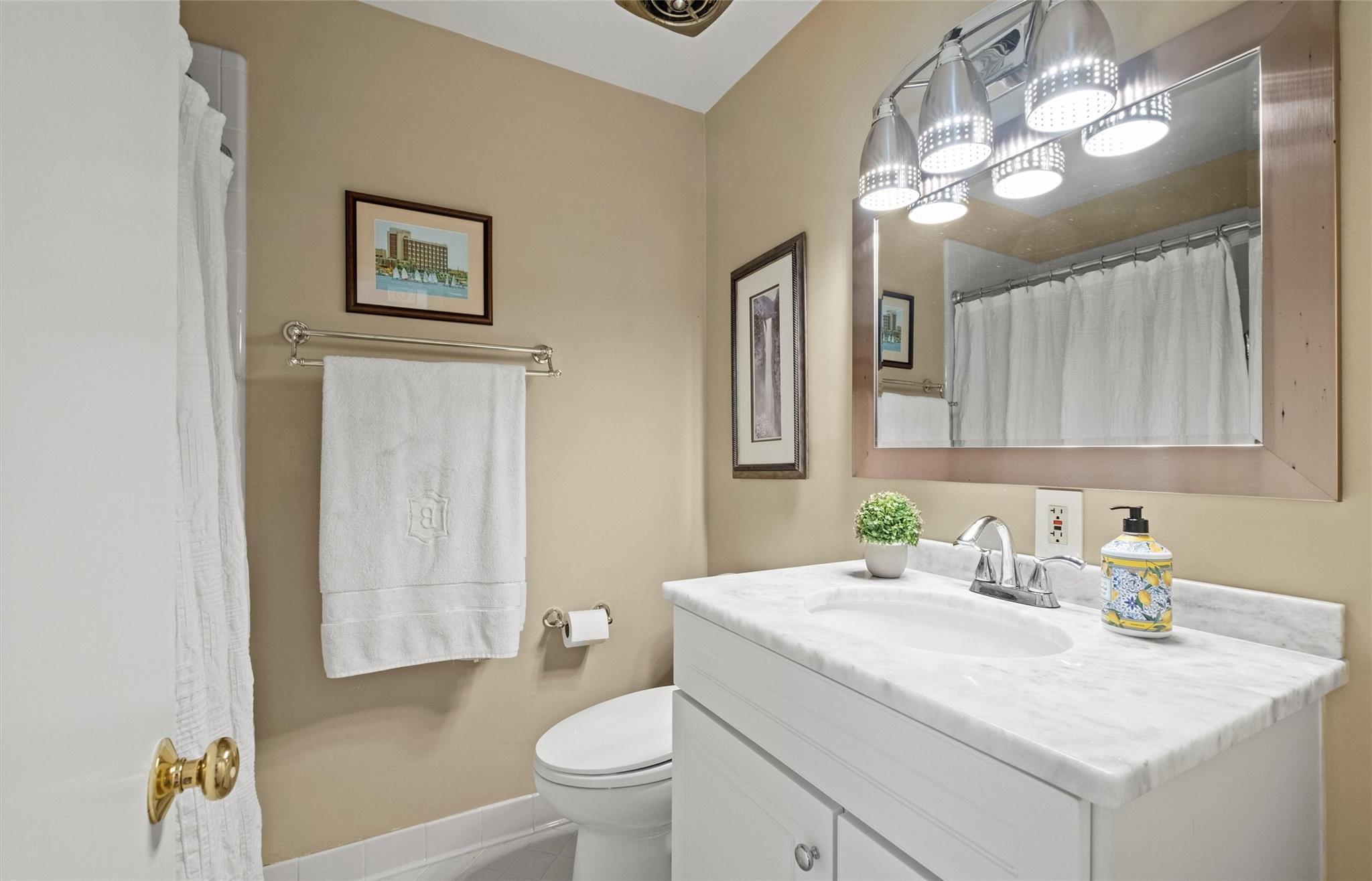 245 Scofield Road Charlotte NC 28209