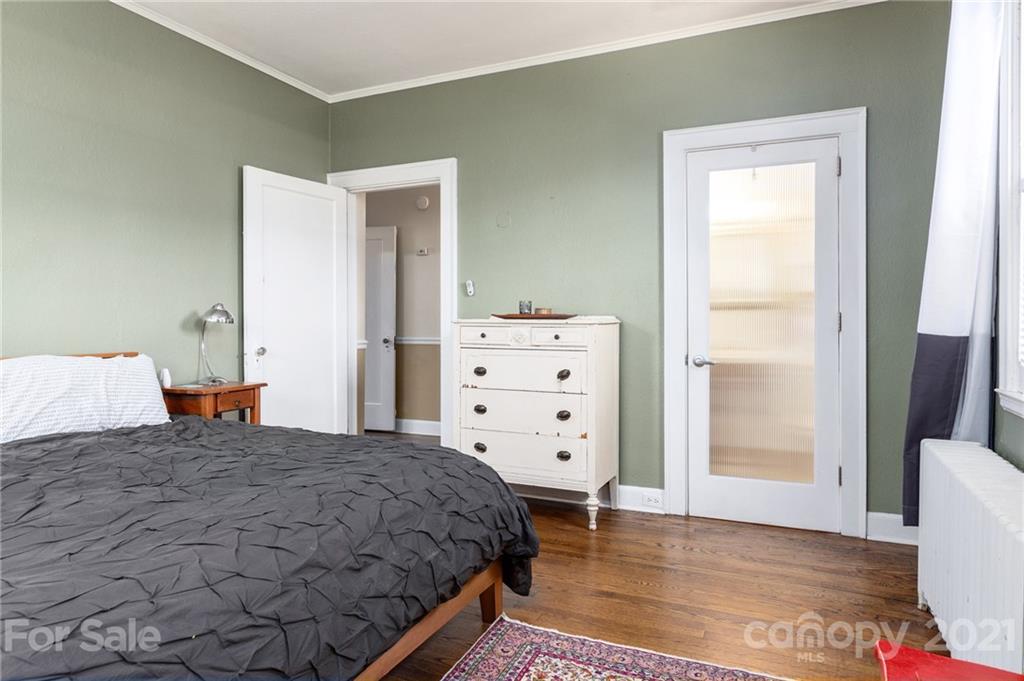 9 Colonial Place Asheville NC 28804