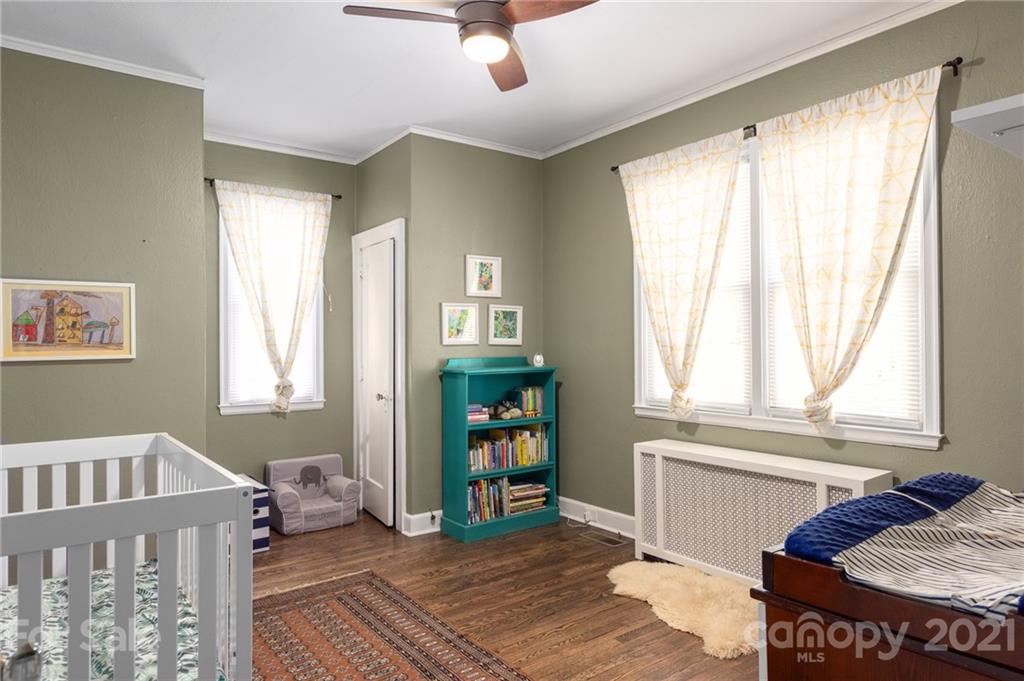 9 Colonial Place Asheville NC 28804