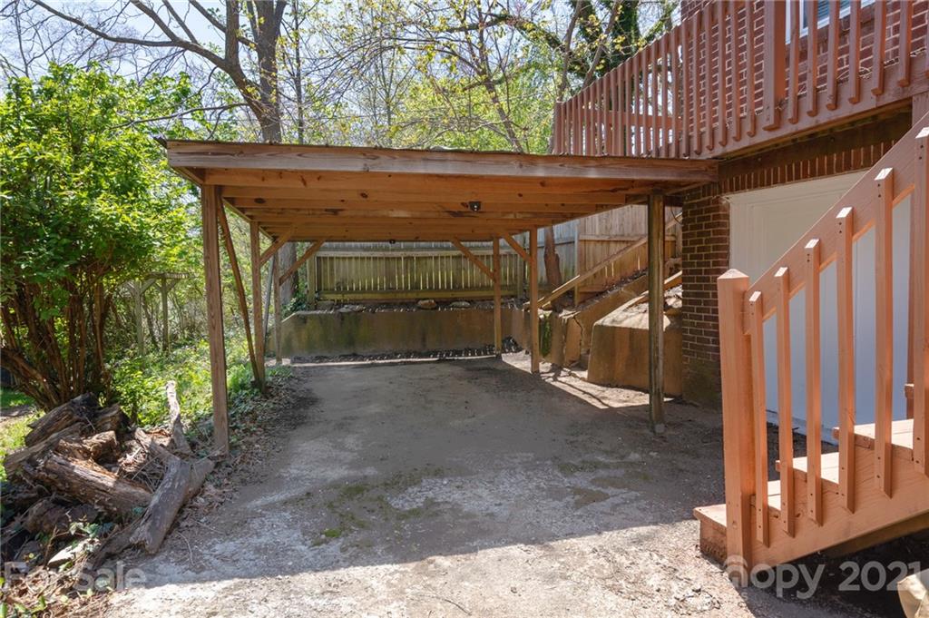 9 Colonial Place Asheville NC 28804