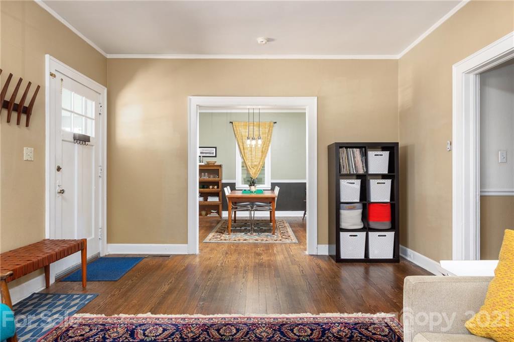 9 Colonial Place Asheville NC 28804
