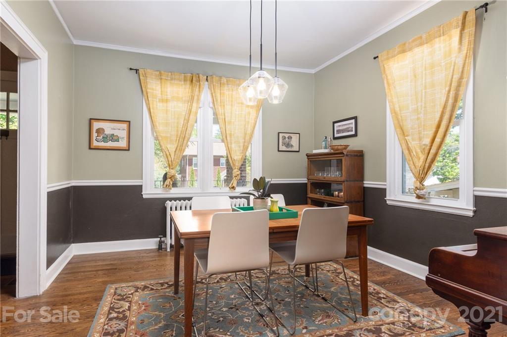 9 Colonial Place Asheville NC 28804