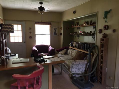 402 North Fork Road Barnardsville NC 28709