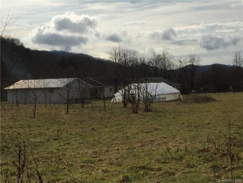 402 North Fork Road Barnardsville NC 28709