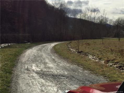 402 North Fork Road Barnardsville NC 28709