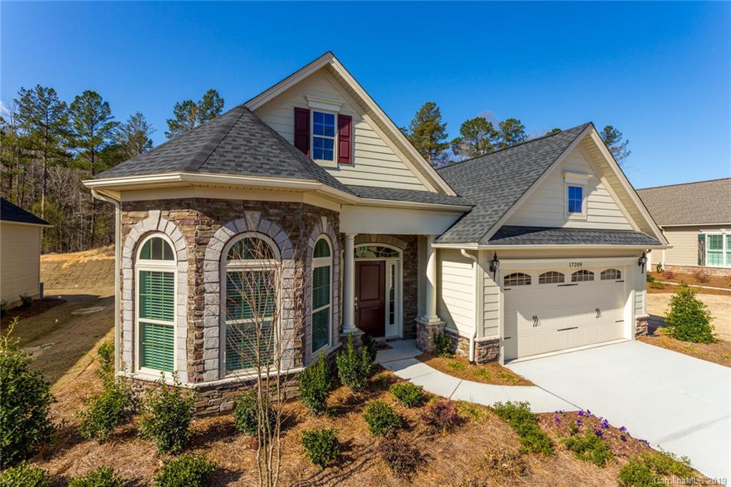 17209 Coves Edge Lane Charlotte NC 28278