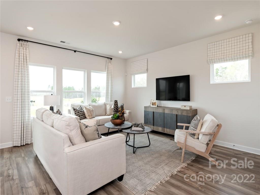 2104 Belterra Drive Charlotte NC 28216
