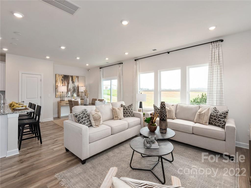2104 Belterra Drive Charlotte NC 28216