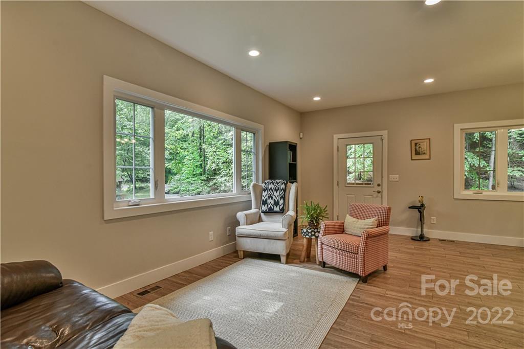 5 Goodman Road Asheville NC 28804