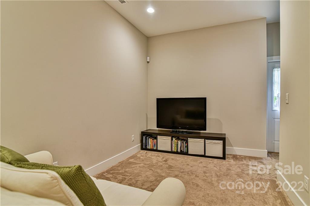 5 Goodman Road Asheville NC 28804