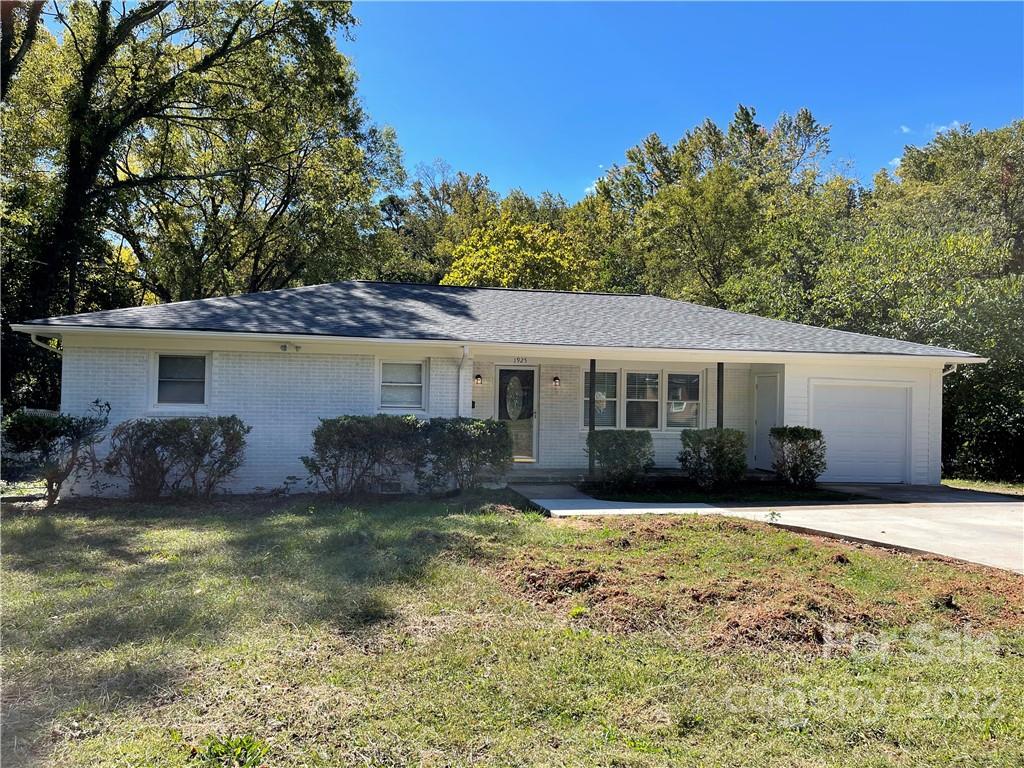 1925 Street Luke Street Charlotte NC 28216