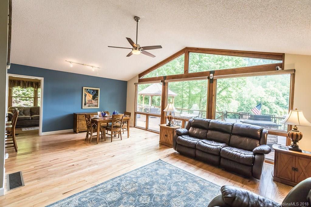 4 Timbersong Drive Weaverville NC 28787
