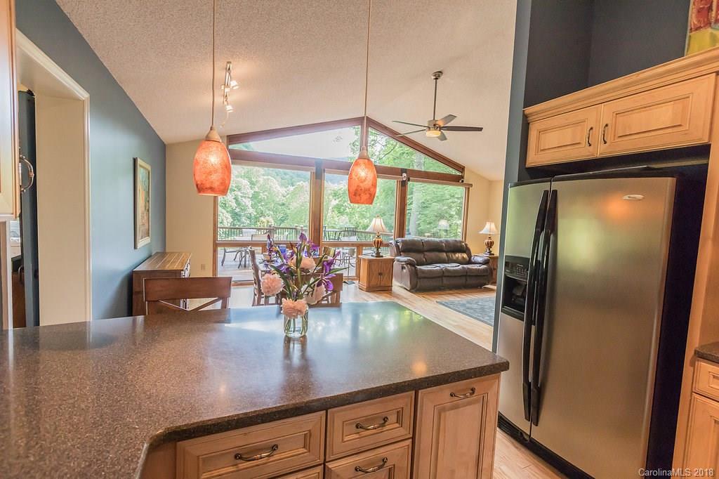 4 Timbersong Drive Weaverville NC 28787