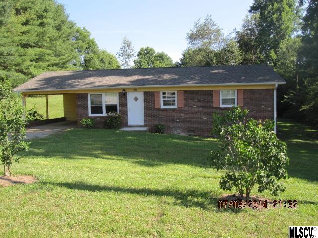 237 Mountain Oak Lane Hickory NC 28601