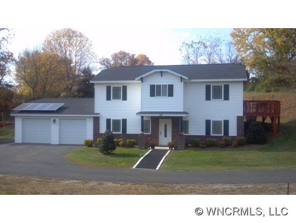 22 Zebs Place Candler NC 28715