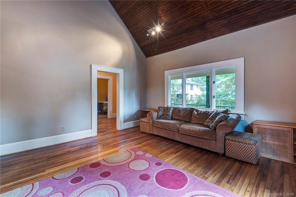 71 Tremont Street Asheville NC 28806
